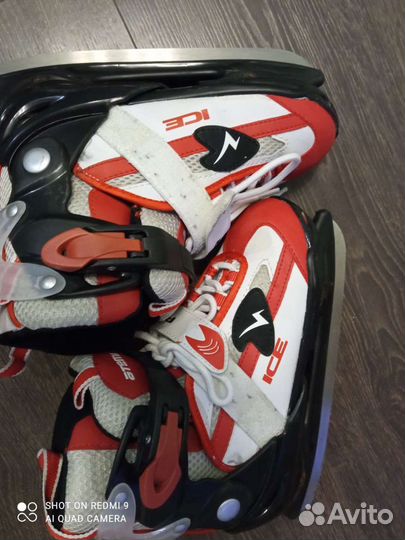 Хоккейные коньки