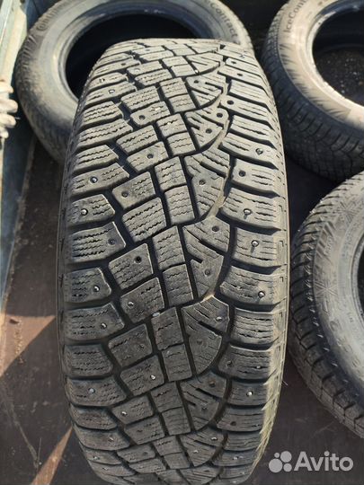 Continental IceContact 2 SUV 215/65 R16 102T