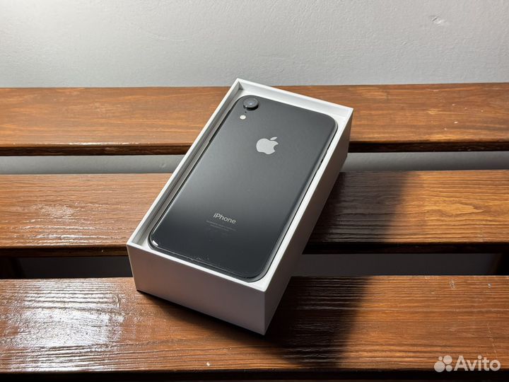 iPhone Xr, 128 ГБ