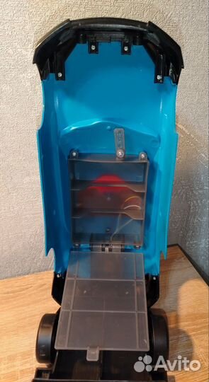 Машина-гараж Hot Wheel с машинками