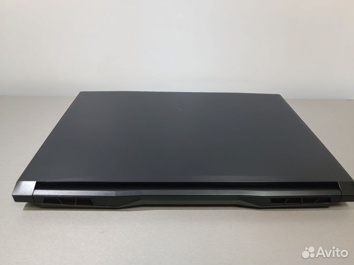 Игровой ноутбук MSI katana i5 11gen/8/GTX1650/SSD