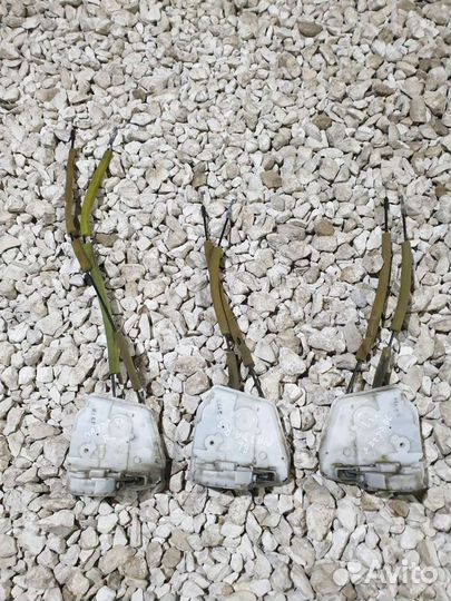 Замок двери Mazda 3 BL