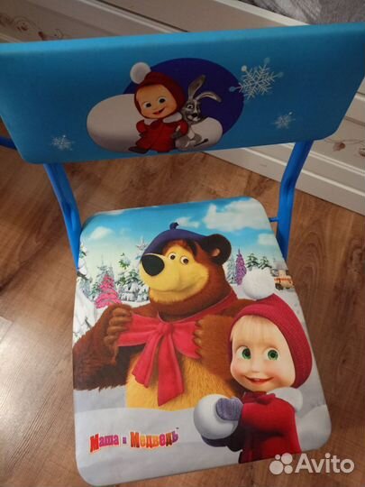 Детский стол со стулом