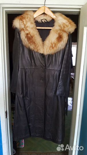 Пальто кожаное, женское, р. 46-48, черное