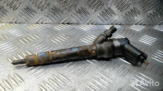 Форсунка дизельная BMW X1 E84 (98B05AL02)