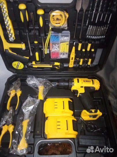 Шуруповерт dewalt
