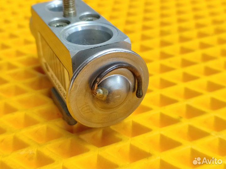 Клапан кондиционера Mercedes Cls W219 3.5 2005