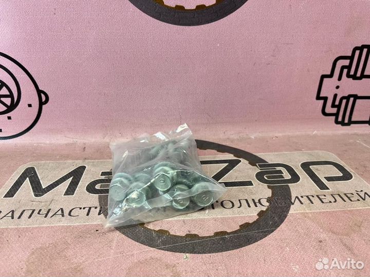 Болт задней балки Solaris Rio 2017-2023 mobis