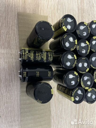 Конденсатор электролитический 270uf 450v 25*45mm