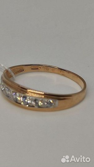 Золотое кольцо с фианитом 17р