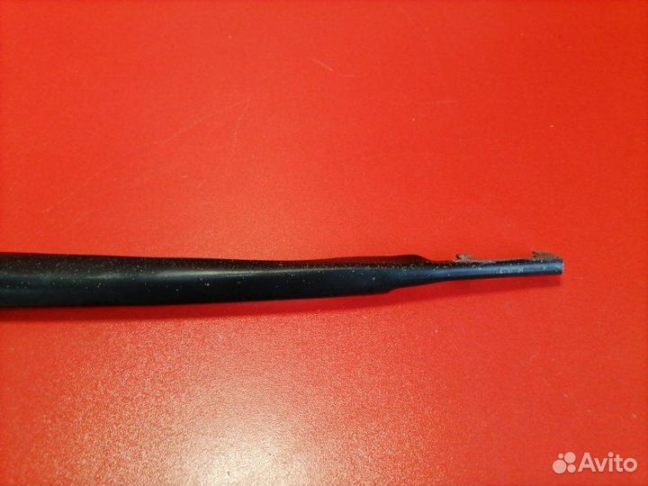 Поводок стеклоочистителя левый Bmw 7-Series E66