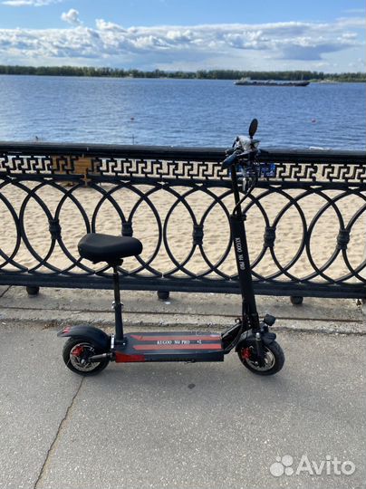 Электросамокат Kugo M4 Pro 500W 13A