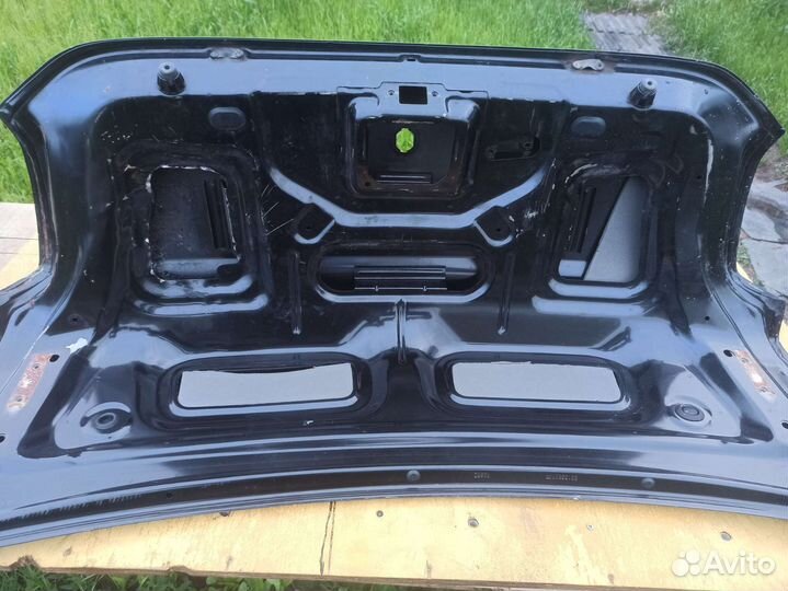 Крышка багажника renault logan 2