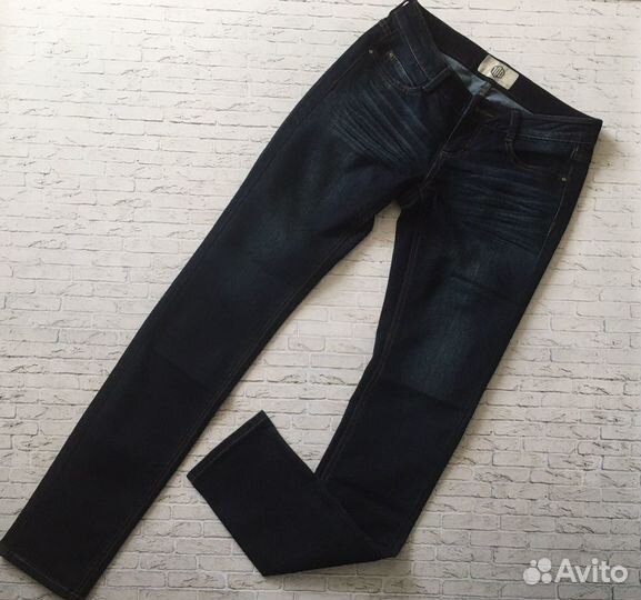 Джинсы новые
