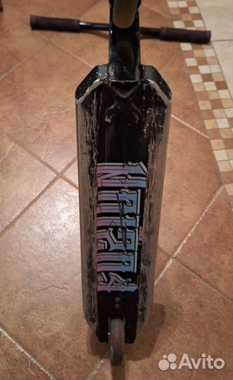 Трюковой самокат