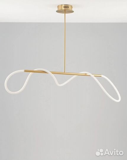 Люстра потолочная светодиодная дизайнерская золото