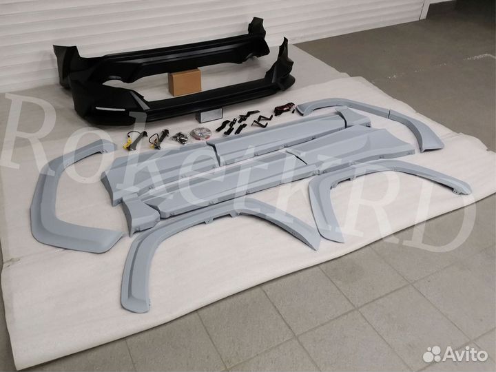 Обвес Toyota Rav 4 2019-20 г полный стиль TRD