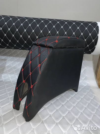 Подлокотник ваз 2107