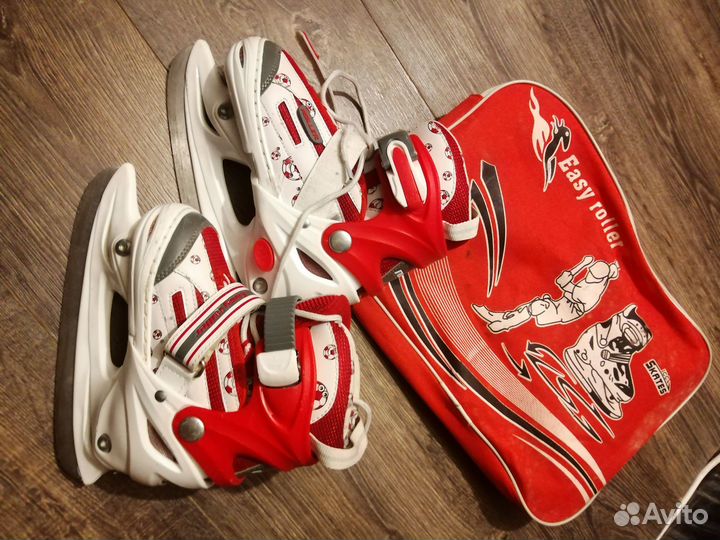 Коньки хоккейные