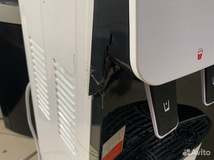 Кулер для воды с охлаждением и нагревом