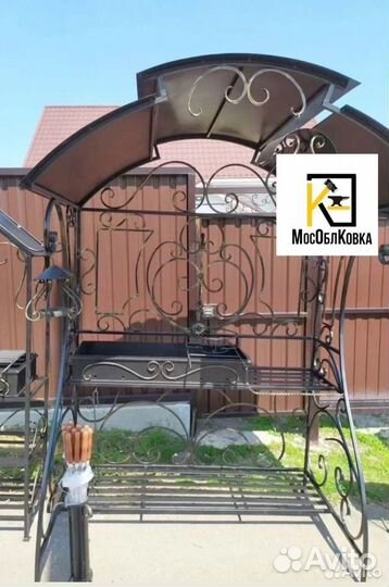 Кованые мангалы с крышей