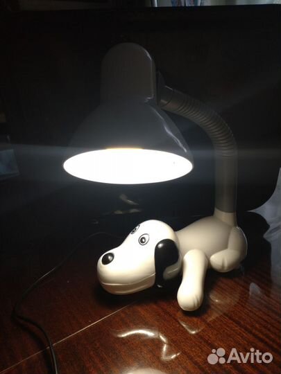 Светильник настольный собака