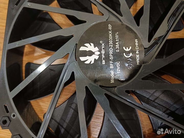 Кулер BitFenix Spectre Pro 230