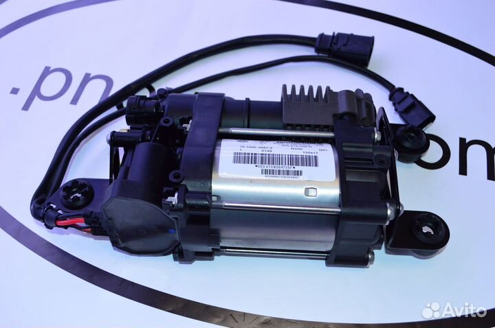 Компрессор пневмоподвески Porsche Macan 95B