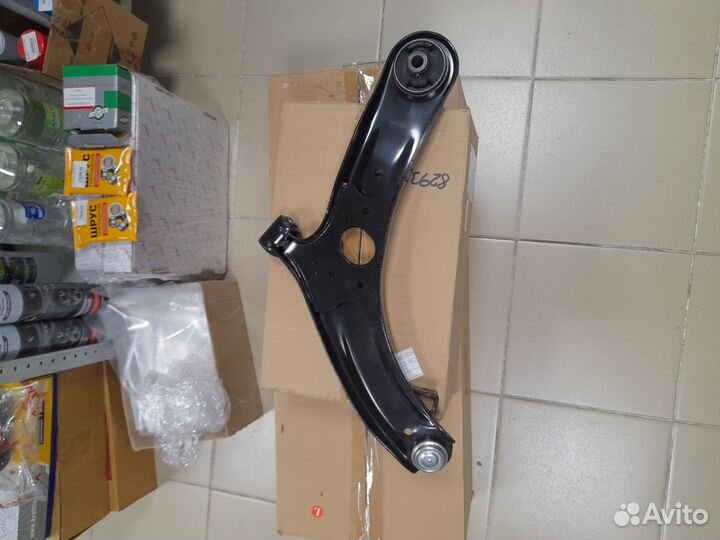 Рычаг передний правый Hyundai/Solaris