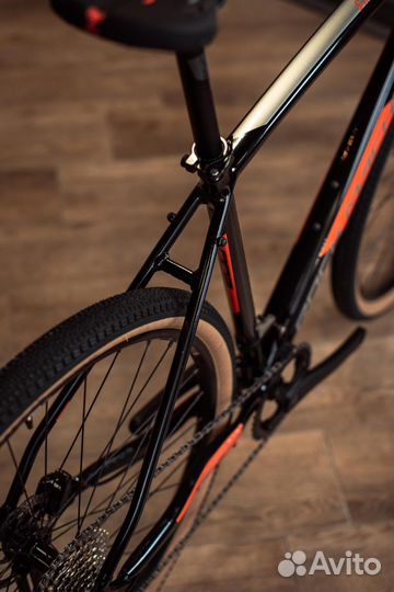 Велосипед Rock Machine Gravelride 200 Gloss Black