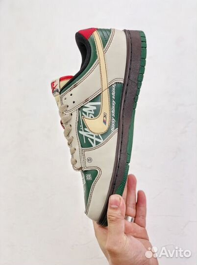 Nike Dunk Low x Stussy BMW M3