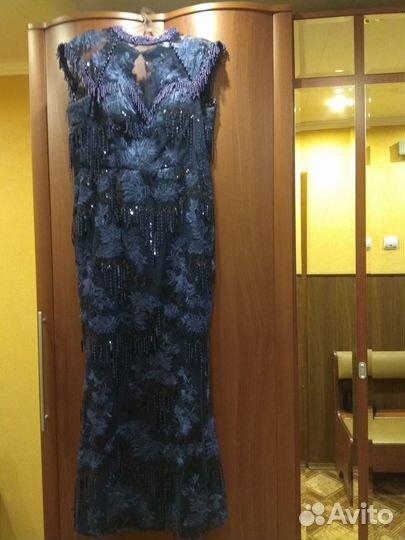 Вечернее платье