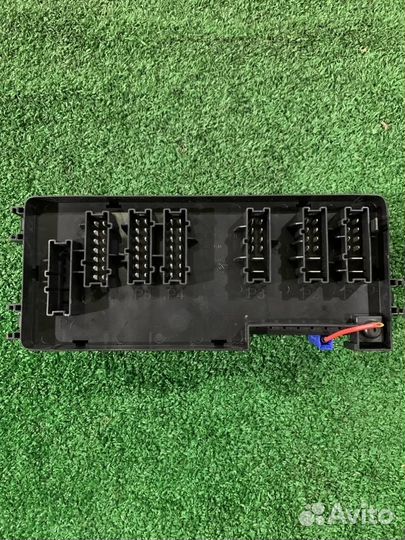 Блок предохранителей задний Mercedes-Benz R-Class