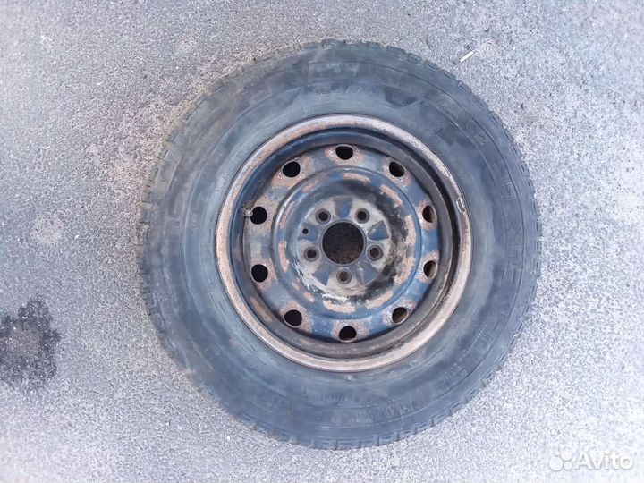 Колесо Nokia hakkapeliitta c2 225 70 r15c