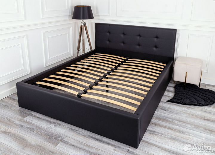 Кровать двуспальная 140х200 черная Роза