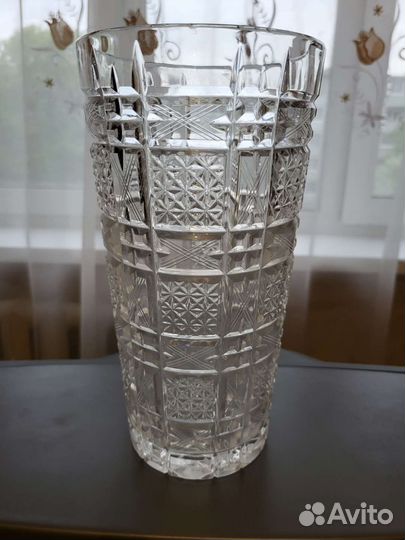 Хрустальные вазы для цветов бу