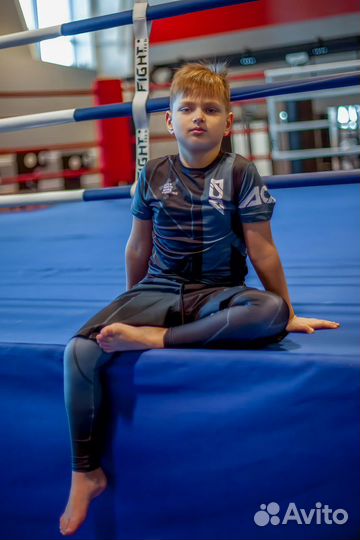 Костюм для тренировок