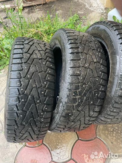 Pirelli Ice Zero 225/55 R17