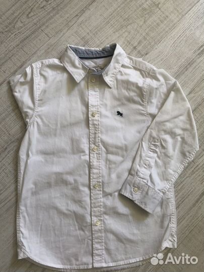 Продам рубашки на 6-7 лет