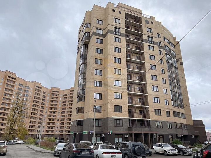 2-к. квартира, 78,3 м², 2/12 эт.