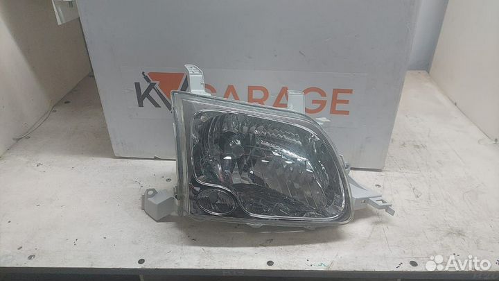 Фара toyota townace liteace noah 1999-2001 хром