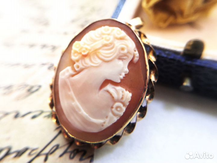 Камея, кулон, золото 375 ct, нат. раковина, Англия