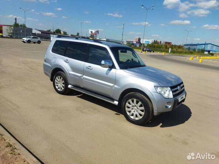 Mitsubishi Pajero 3.0 AT, 2011, 320 000 км