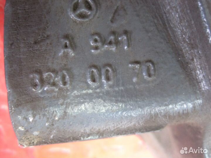 Кронштейн передней рессоры Mercedes-Benz