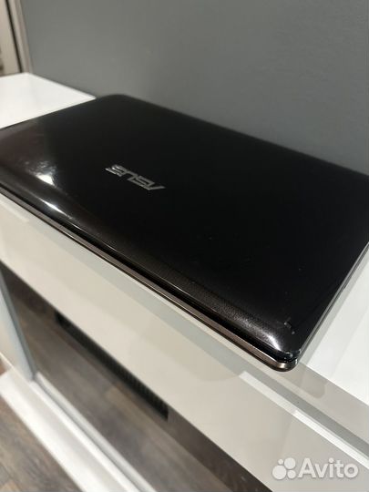 Ноутбук asus