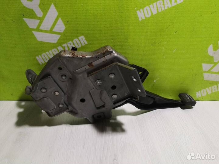 Рычаг стояночного тормоза Киа Оптима 3