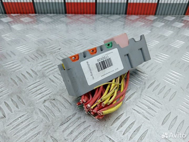 Блок предохранителей Renault Megane 2 рест. 2007