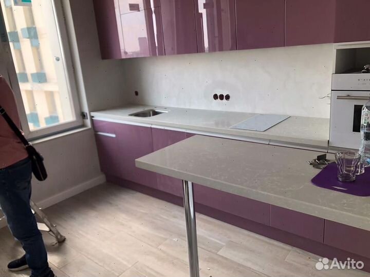 Столешница кварцевого агломерата на заказ