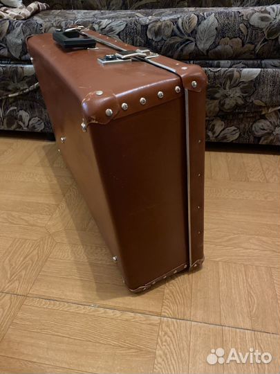 Чемодан советский
