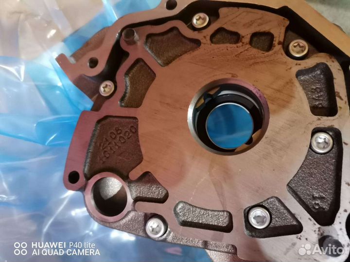 Насос масляный на LADA xray